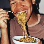 Momofuku Soy & Scallion Ramen Noodles - Image 2